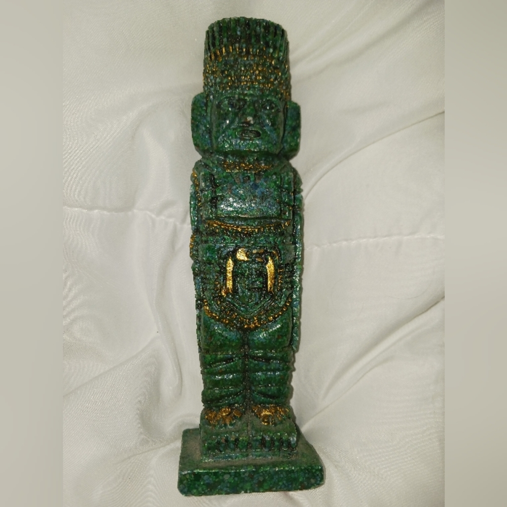 Tiki figure